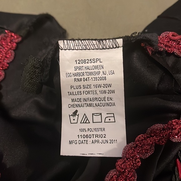 SPIRIT HALLOWEEN. V Neck Long costume womens DRESS size 16W -20W “ - Picture 13 of 15